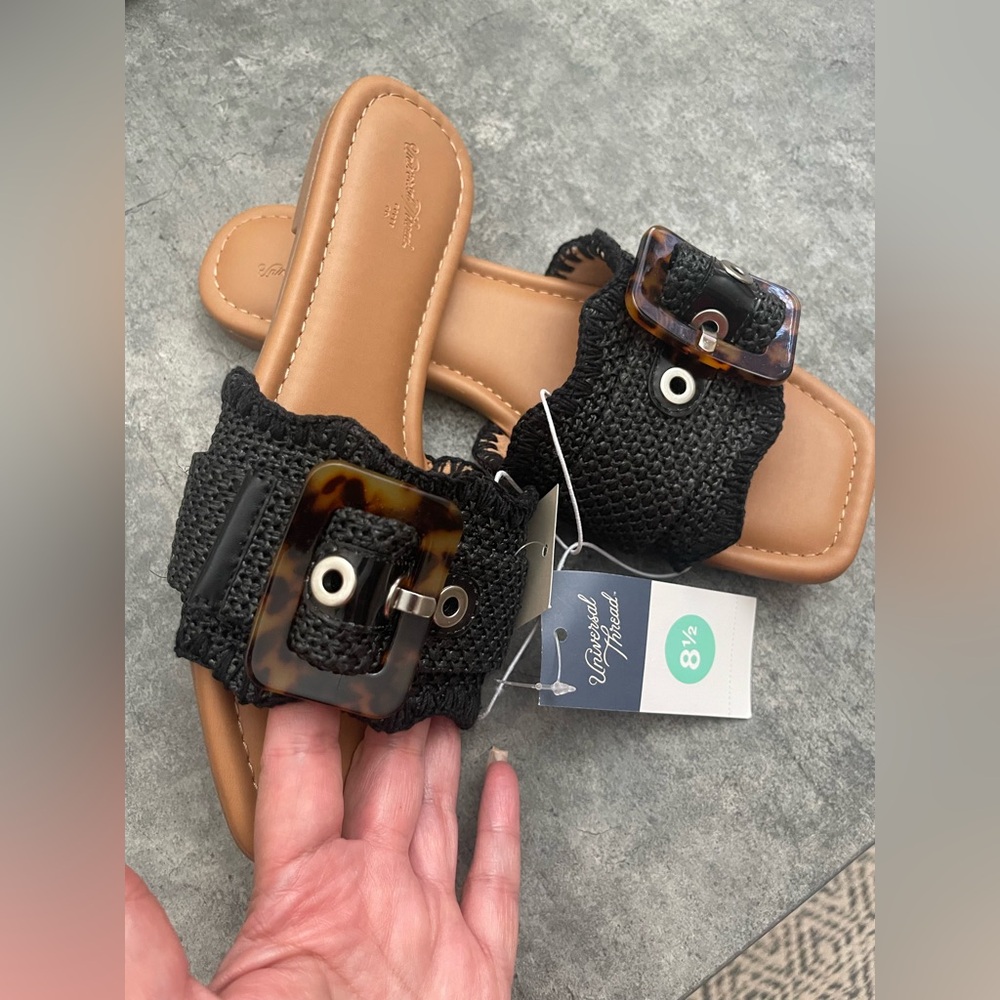 Target Exclusive - Chrissy Slide Sandals by Universal Thread in Black NWT - Picture 6 of 7